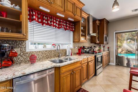 3764 E Liberty Ln, Gilbert, AZ 85296 photo 17