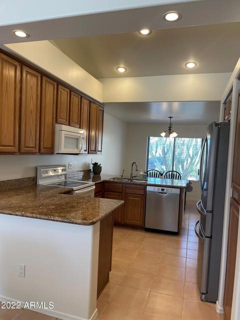 1301 E Michelle Dr, Phoenix, AZ 85022 photo 5