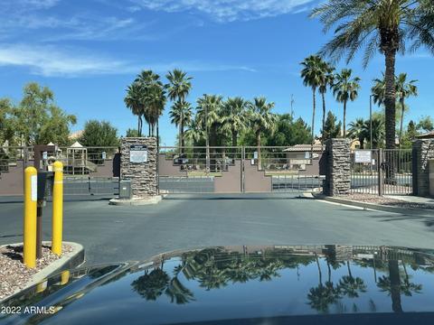 2914 E Dunbar Dr, Phoenix, AZ 85042 photo 7