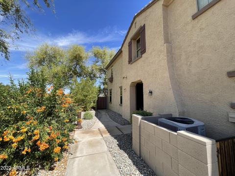 2914 E Dunbar Dr, Phoenix, AZ 85042 photo 2