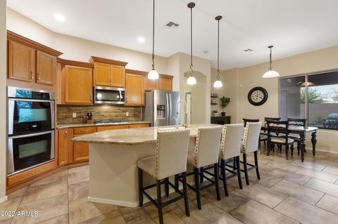 2019 W Spur Dr, Phoenix, AZ 85085 photo 4