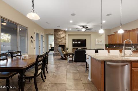 2019 W Spur Dr, Phoenix, AZ 85085 photo 10