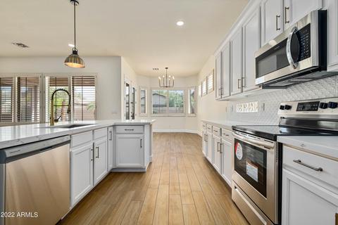951 E Taurus Pl, Chandler, AZ 85249 photo 9