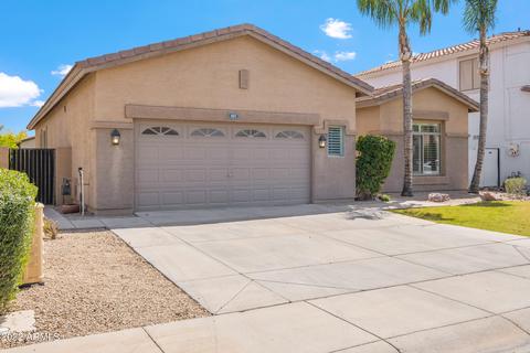 951 E Taurus Pl, Chandler, AZ 85249 photo 2