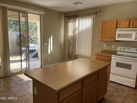 7014 E Kiva Ave, Mesa, AZ 85209 photo 2