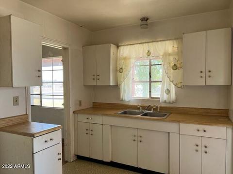 331 W Dobbins Rd, Phoenix, AZ 85041 photo 6