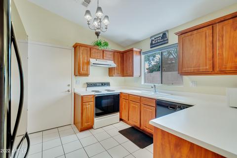 4338 E Chuckwalla Cyn, Phoenix, AZ 85044 photo 12