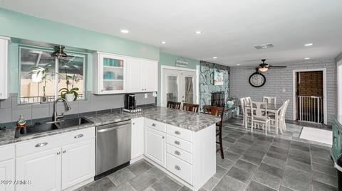 1302 E Orangewood Ave, Phoenix, AZ 85020 photo 7