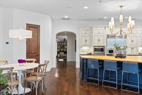 5837 N 46th Pl, Phoenix, AZ 85018 photo 7
