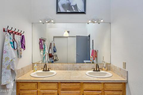 2302 Evans Dr, Phoenix, AZ 85022 photo 17