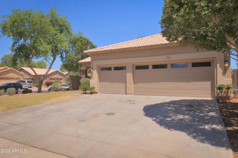 2896 E Michelle Way, Gilbert, AZ 85234 photo 2