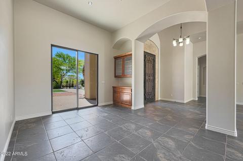 5316 E Royal View Dr S, Phoenix, AZ 85018 photo 9