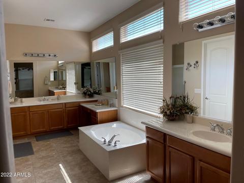 4264 E Blue Spruce Ln, Gilbert, AZ 85298 photo 13