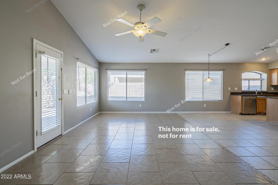  42497 W Bunker Dr, Maricopa, AZ 85138 photo 5