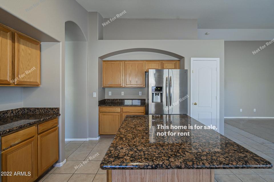  42497 W Bunker Dr, Maricopa, AZ 85138 photo 8
