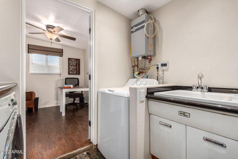 4623 E Holly St, Phoenix, AZ 85008 photo 28