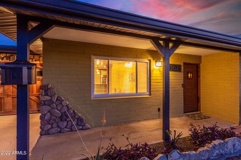 4623 E Holly St, Phoenix, AZ 85008 photo 4