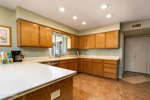 8008 E Medina Ave, Mesa, AZ 85209 photo 11