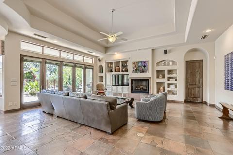 3731 E Mission Ln, Phoenix, AZ 85028 photo 14