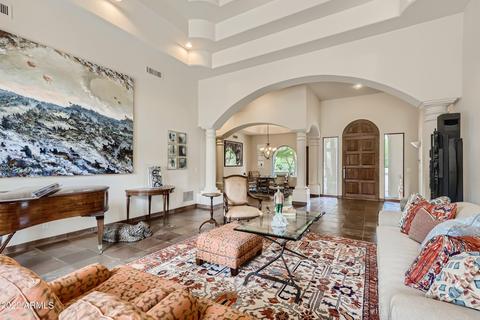 3731 E Mission Ln, Phoenix, AZ 85028 photo 6