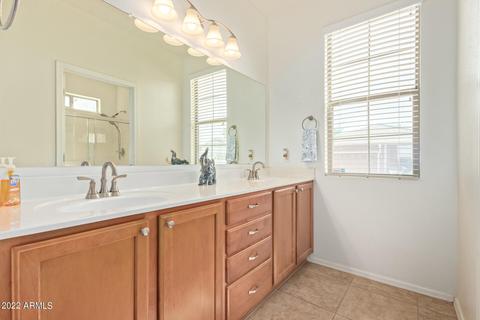 4373 E Morrow Dr, Phoenix, AZ 85050 photo 18
