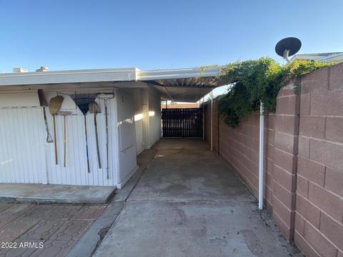 4126 W Rose Ln, Phoenix, AZ 85019 photo 4