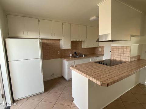 4126 W Rose Ln, Phoenix, AZ 85019 photo 6