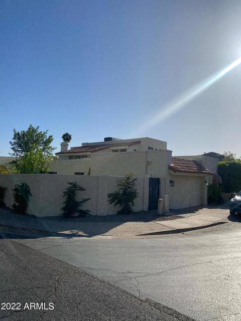 1931 E Linger Ln, Phoenix, AZ 85020 photo 1