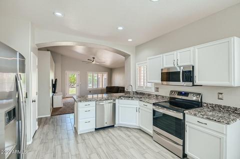 5720 E Holmes Ave, Mesa, AZ 85206 photo 11