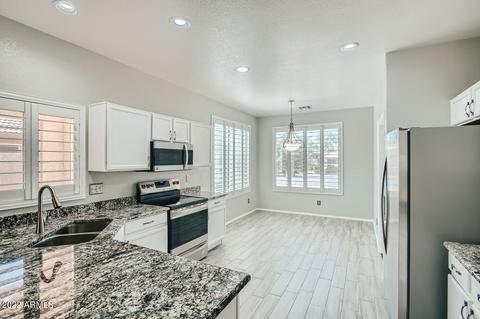 5720 E Holmes Ave, Mesa, AZ 85206 photo 10