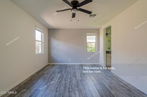 3818 E Branham Ln, Phoenix, AZ 85042 photo 12
