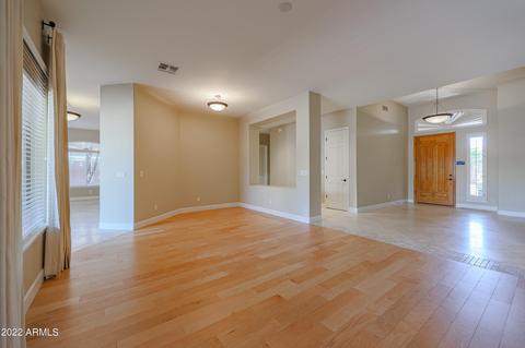 706 E Vermont Dr, Gilbert, AZ 85295 photo 9