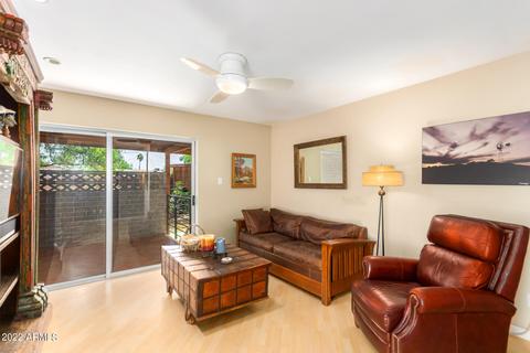 325 E Manhatton Dr, Tempe, AZ 85282 photo 3
