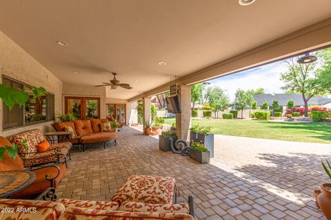 149 E Palomino Dr, Tempe, AZ 85284 photo 2