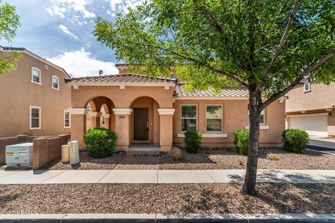 2226 S Buckaroo Trl, Gilbert, AZ 85295 photo 1