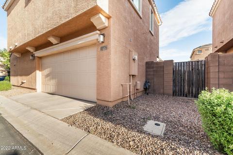 2226 S Buckaroo Trl, Gilbert, AZ 85295 photo 6