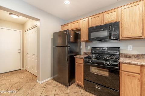2226 S Buckaroo Trl, Gilbert, AZ 85295 photo 16