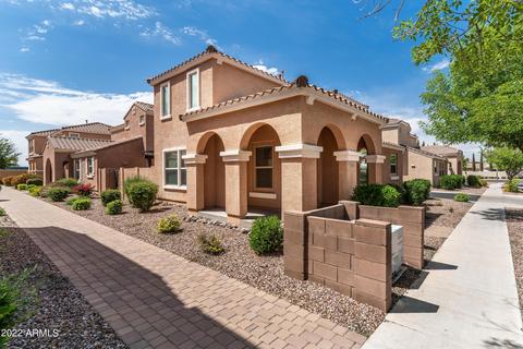 2226 S Buckaroo Trl, Gilbert, AZ 85295 photo 3