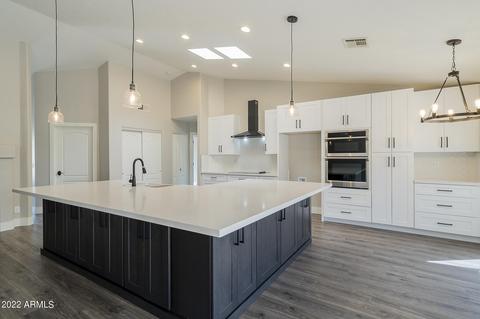 904 S Dolphin Dr, Gilbert, AZ 85233 photo 8
