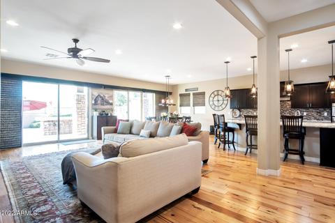 3476 E Orleans Dr, Gilbert, AZ 85298 photo 9