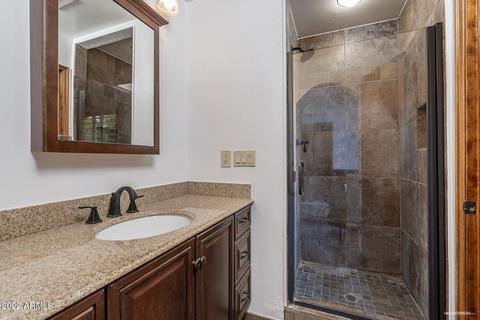3751 E Clarendon Ave, Phoenix, AZ 85018 photo 11
