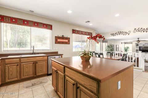 10215 E Lakeview Ave, Mesa, AZ 85209 photo 14