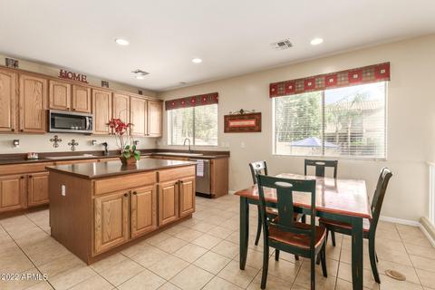 10215 E Lakeview Ave, Mesa, AZ 85209 photo 11