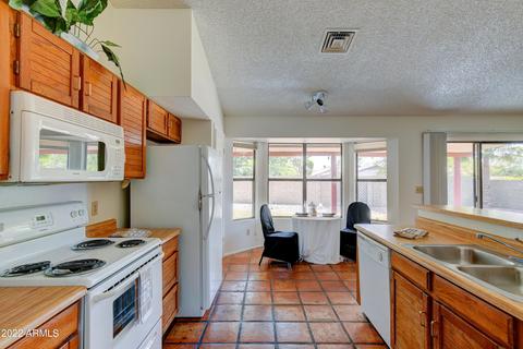 1519 E Utopia Rd, Phoenix, AZ 85024 photo 6
