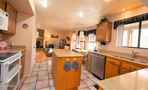 7168 S Spruce Cir, Hereford, AZ 85615 photo 8
