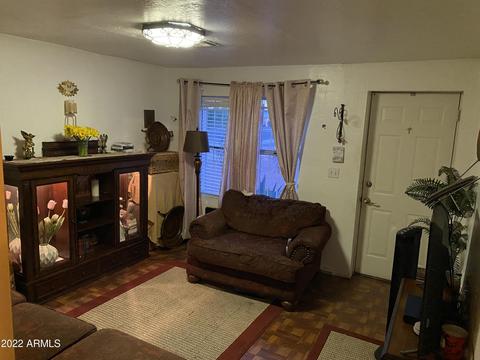 2805 E Tamarisk Ave, Phoenix, AZ 85040 photo 2