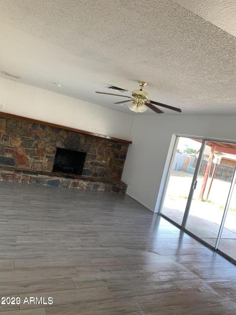 8154 W Heatherbrae Dr, Phoenix, AZ 85033 photo 2