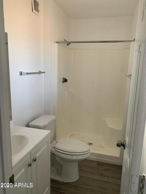 8154 W Heatherbrae Dr, Phoenix, AZ 85033 photo 6