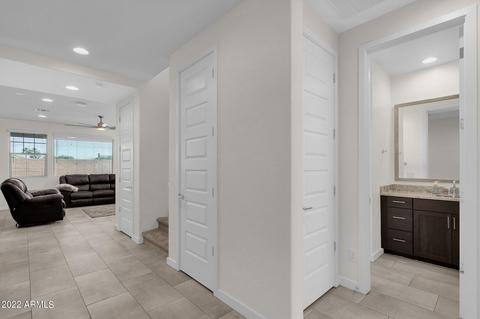 2590 E Pelican Dr, Gilbert, AZ 85297 photo 5