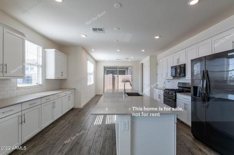 751 N Abalone Ct, Gilbert, AZ 85233 photo 4